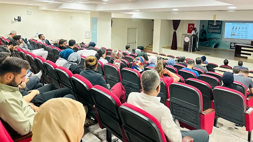 Siirt Üniversitesi Tıp Fakültesi Siirt Eğitim ve Araştırma Hastanesi'nde 'İlk Ders: Gazze' Etkinliği Düzenlendi