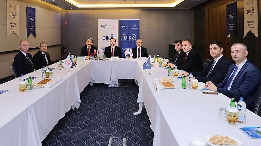 Siirt Valisi Kızılkaya, DİKA Yönetim Kurulu Toplantısına Başkanlık Etti