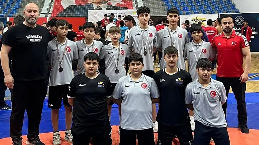 Siirtli Güreşçiler ANALİG'de 6 Madalya Kazandı
