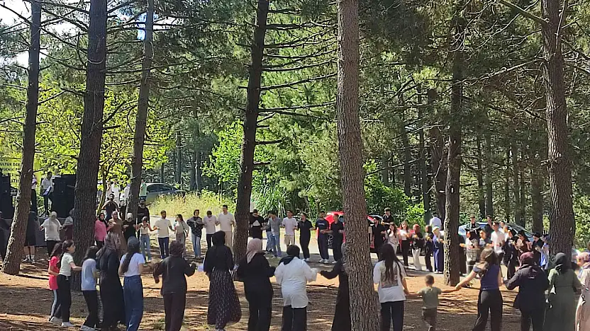 Siirtliler Beykoz'daki Piknik Şöleninde Buluştu