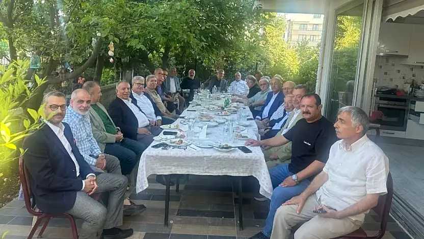 Türkiye'nin Önde Gelen Siirtli İsimleri İstanbul'da Buluştu