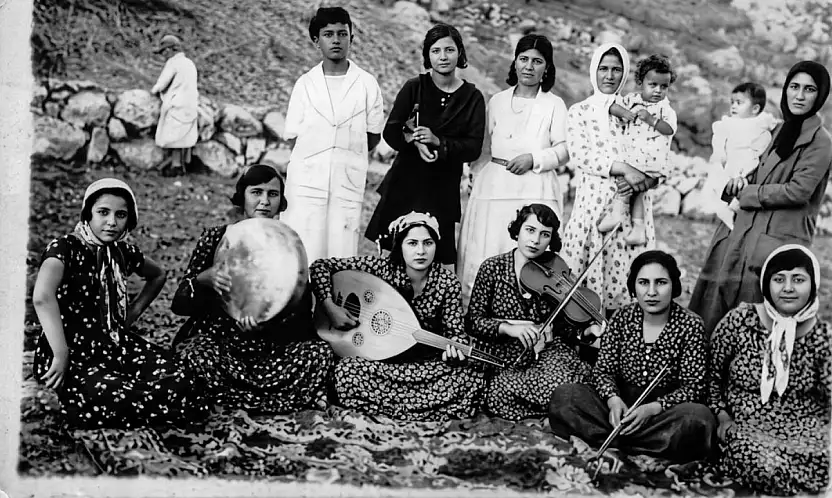 1931 Yılına Ait Siirt Garzanlı Kadınların Fotoğrafı Ortaya Çıktı