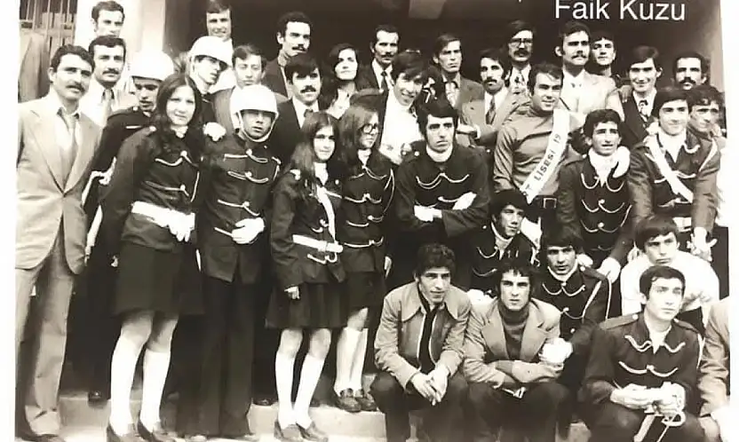 1974 Yılına Ait Siirt Lisesi Bando Takımı Fotoğrafı Gün Yüzüne Çıktı