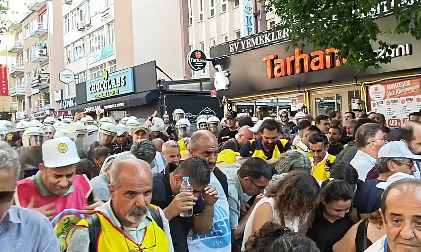 Ankara'daki KHK Eylemine Siirt'ten Destek Veren Üyelere Polis Müdahale Etti