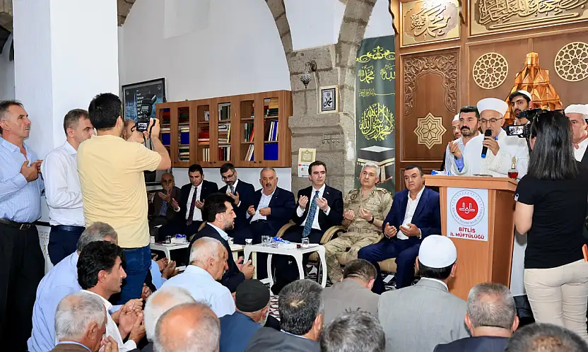Atmanega Aşireti Lideri Hasan Açık'ın Girişimiyle Bitlis'te Örnek Barış: İki Yıllık Husumet Sona Erdi