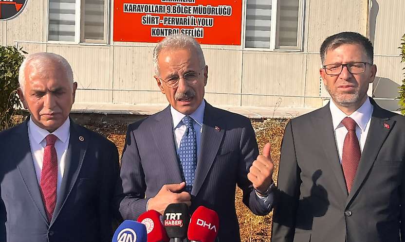 Bakan Uraloğlu Siirt-Pervari Yolu İçin Tarih Verdi: Yolun Tamamı Gelecek Yıl Bitecek