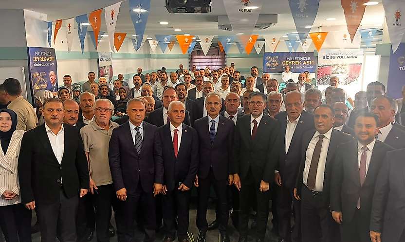Bakan Uraloğlu Siirt'te Projeleri Tek Tek Anlattı: Gözler Yeni Ulaşım Hatlarında