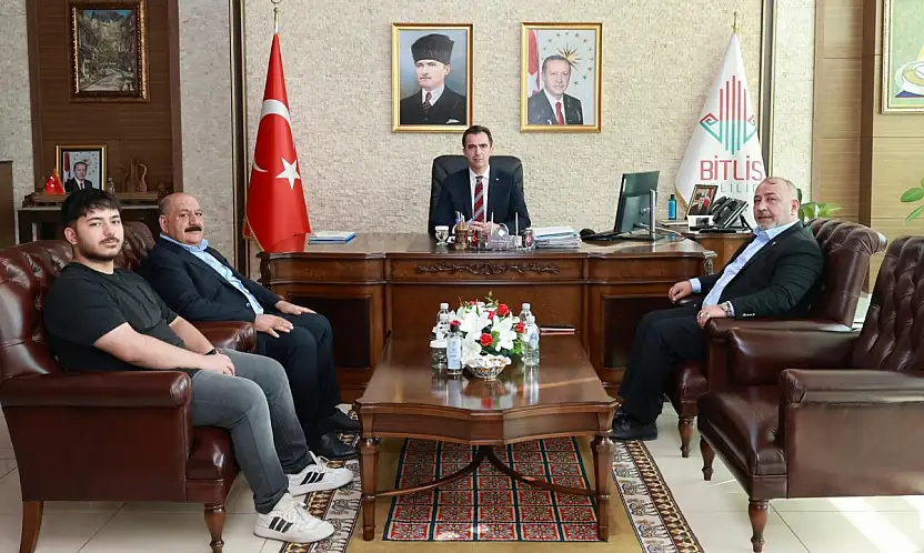Baykan Belediye Başkanı Erdem ve İş İnsanı Solmaz'dan Bitlis Valisi Karakaya'ya Ziyaret