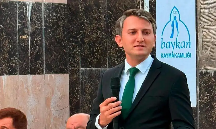 Baykan Kaymakamı'ndan Duygusal Veda: ''Gönül Bağı Kurduk''