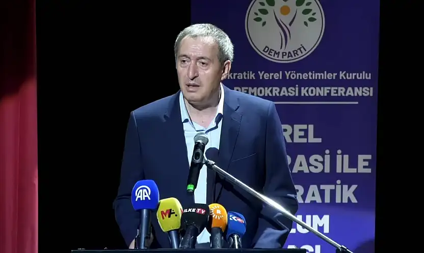 DEM Parti Eş Genel Başkanı Bakırhan: 'Siirt'e Sessiz Kaldığımız İçin Bugün İstanbul'un Temel Gündemi Kayyımdır'