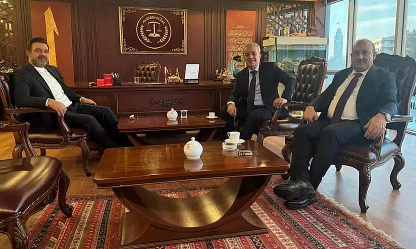 Fevzi Sevgili ve Cevher Çiftçi Ekrem Olgaç'ı ziyaret etti