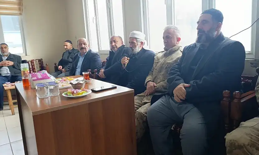 İş insanı Seyithan Solmaz, Baykan'da taziye ziyaretine katıldı