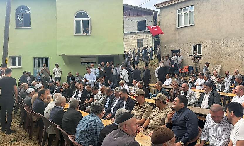 İstanbul'da 1 Kişinin Hayatını Kaybettiği Olay Sonrası Siirt Şirvan'da Barış Sağlandı