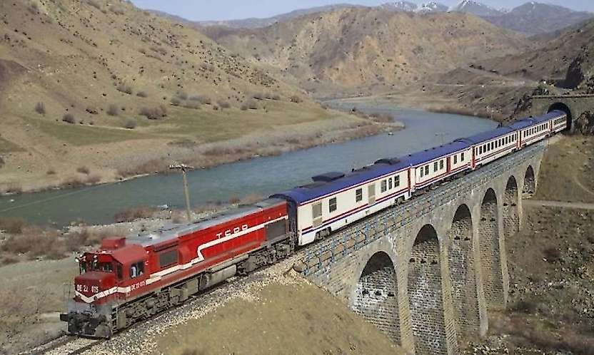 İşte Trenin Siirt'e Geliş Güzergahı: 22 Milyarlık Dev Yatırımda Harita ve İstasyonlar Belli Oldu
