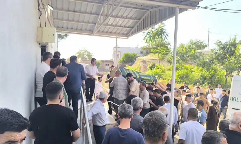 Kanaat Önderi Hacı Bedri Karataş Son Yolculuğuna Uğurland