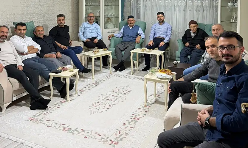 Karar Parti Adıyaman İl Başkanı Ramazan Atlı, Siirt'te STK ve esnaflarla buluştu