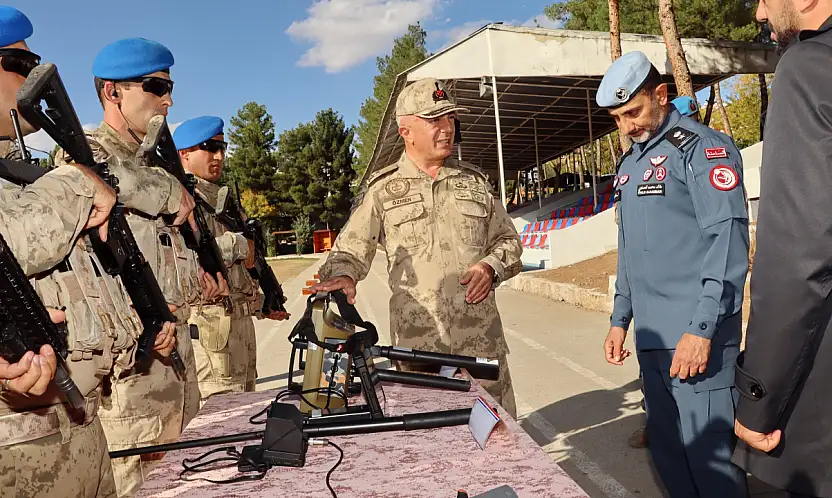Katar Albayından Siirt İl Jandarma Komutanlığı'na Ziyaret