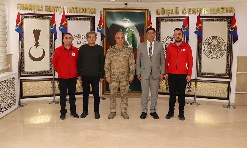 Kızılay'dan Siirt İl Jandarma Komutanlığı'na Teşekkür Ziyareti