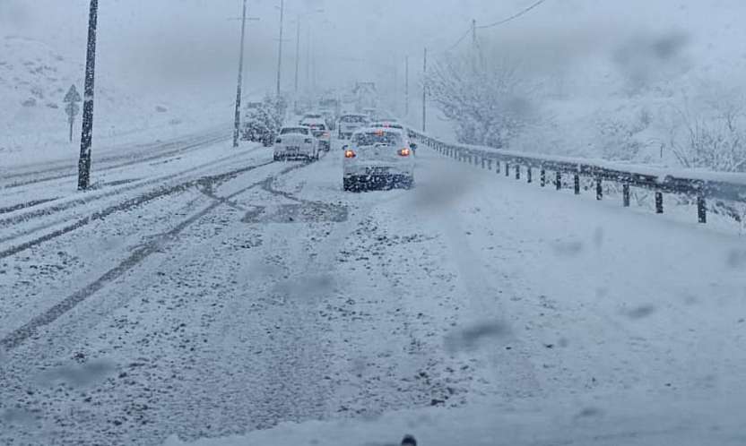 Meteoroloji uyardı: Siirt'te yer yer 20 santimi aşan yoğun kar bekleniyor