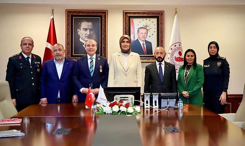 Onursal Başkan Seyithan Solmaz'dan İçişleri Bakan Yardımcısı Kübra Güran Yiğitbaşı'na Ziyaret