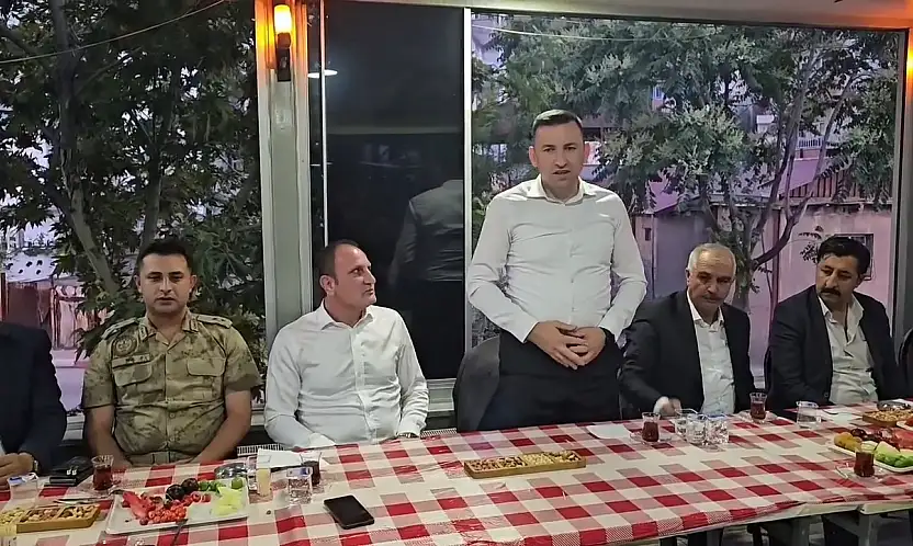 Pervari'de Kaymakam Ahmet Gülderen'e Duygusal Veda: Fahri Hemşehrilik Beratı Takdim Edildi