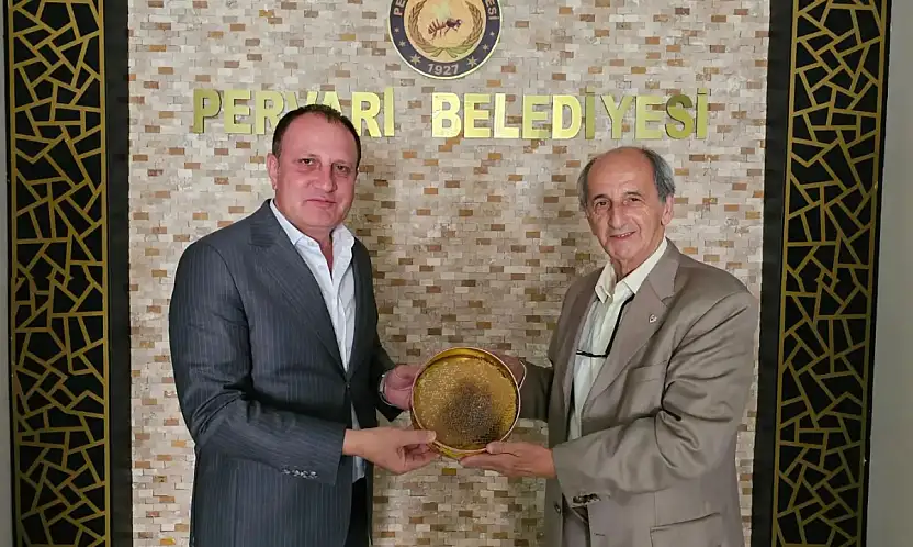 Pervari'nin Eski Kaymakamı Kemal Baykal'dan Belediye Başkanı Tayyar Özcan'a Ziyaret