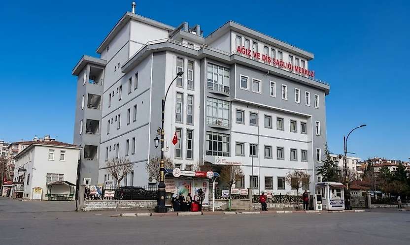 Siirt Ağız Ve Diş Sağlığı Merkezi'nde Kanal Tedavisi Hizmeti Başladı