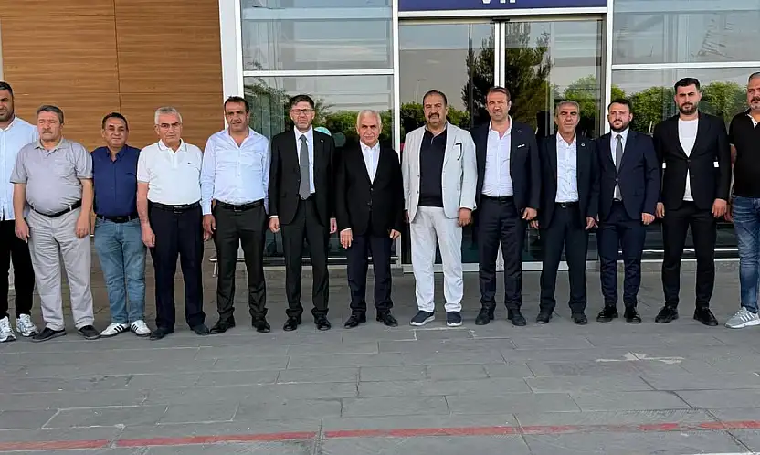 Siirt AK Parti İl Başkanı Abdülhakim Gider, Batman Havalimanı'nda Karşılandı, Ardından Kurtalan'a Geçti
