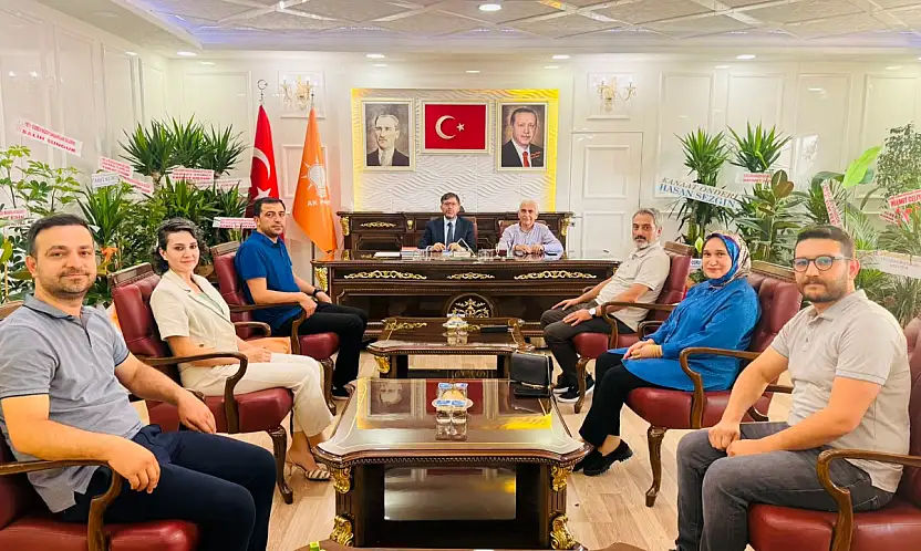Siirt Barosu'ndan AK Parti İl Başkanı Abdulhakim Gider'e Hayırlı Olsun Ziyareti