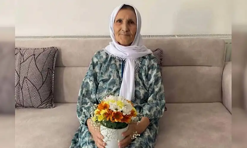 Siirt Düderan Aşireti'nden Leyla Özer Vefat Etti
