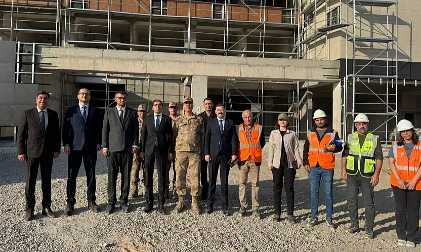 Siirt Eğitim ve Araştırma Hastanesi'nde İnceleme Ziyareti Gerçekleştirildi