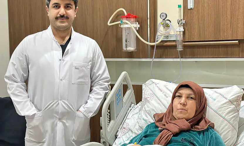 Siirt Eğitim ve Araştırma Hastanesinde Üroloji Uzmanı Ataman'dan önemli cerrahi başarı