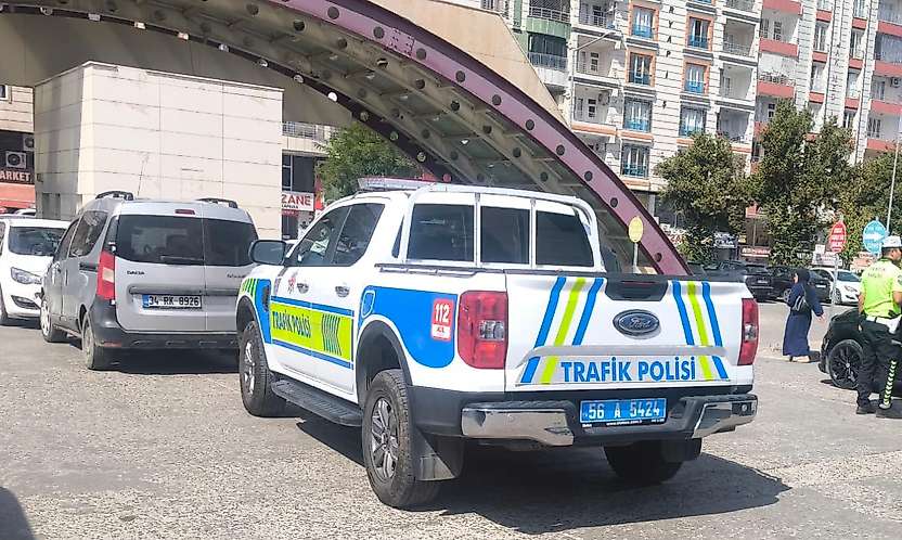 Siirt Eğitim ve Araştırma Hastanesi Bahçesinde Hatalı Park Denetimi: Cezalar Uygulandı