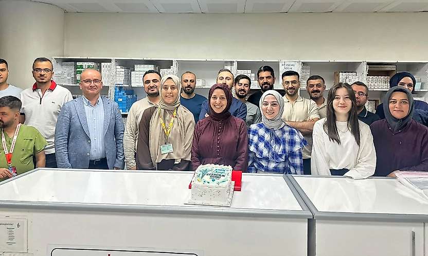 Siirt Eğitim ve Araştırma Hastanesi'nde Dünya Eczacılık Günü Kutlandı