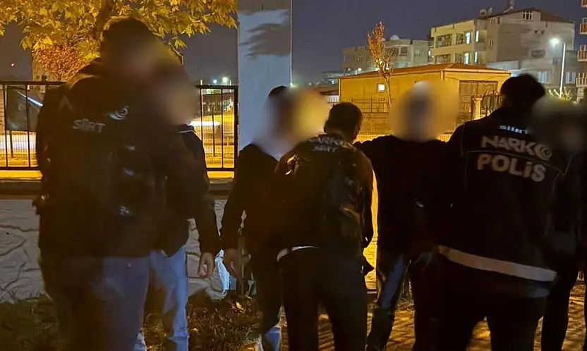 Siirt Emniyeti Uyuşturucuya Karşı Sahada: Narko Alan Uygulamasıyla Uyuşturucuya Darbe Üstüne Darbe!