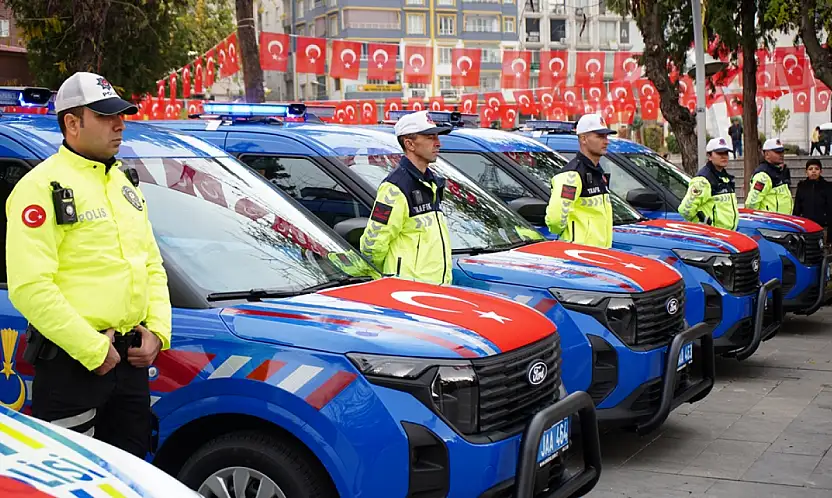 Siirt Emniyeti ve Jandarmasına 68 Yeni Araç Teslim Edildi