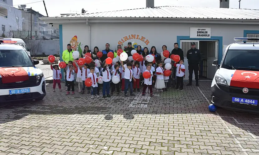 Siirt Emniyetinden Minik Kalplere Sıcak Dokunuş