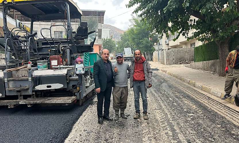 Siirt Eruh'ta Doğalgaz Çalışmalarında Sona Gelindi: Bozulan Yollar Asfaltlanıyor