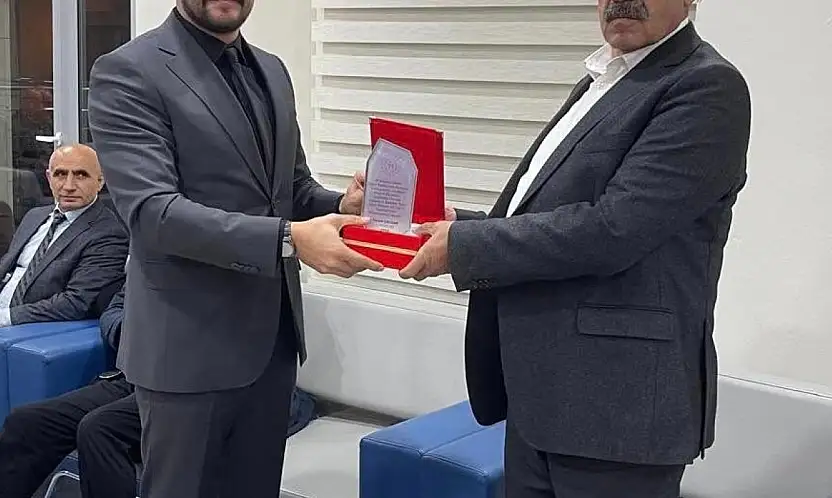 Siirt eski Gençlik ve Spor İl Müdürü Hüsam Olgaç emekliye ayrıldı