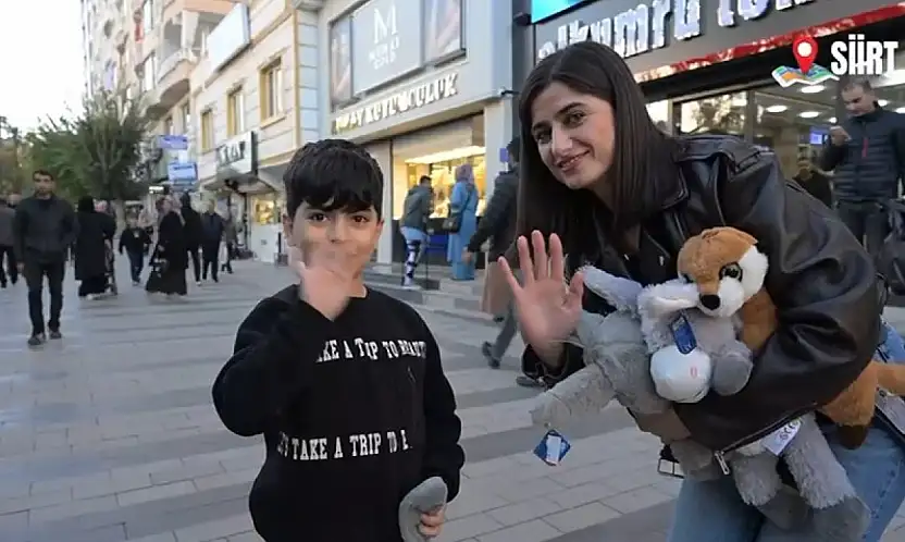 Siirt İl Emniyet Müdürlüğü'nden Çocukların Temiz Kalpli Dünyasını Yansıtan Sosyal Deney
