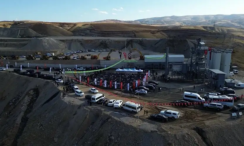 Siirt İl Özel İdaresinden yol ve altyapıya 1,1 milyar liralık yatırım