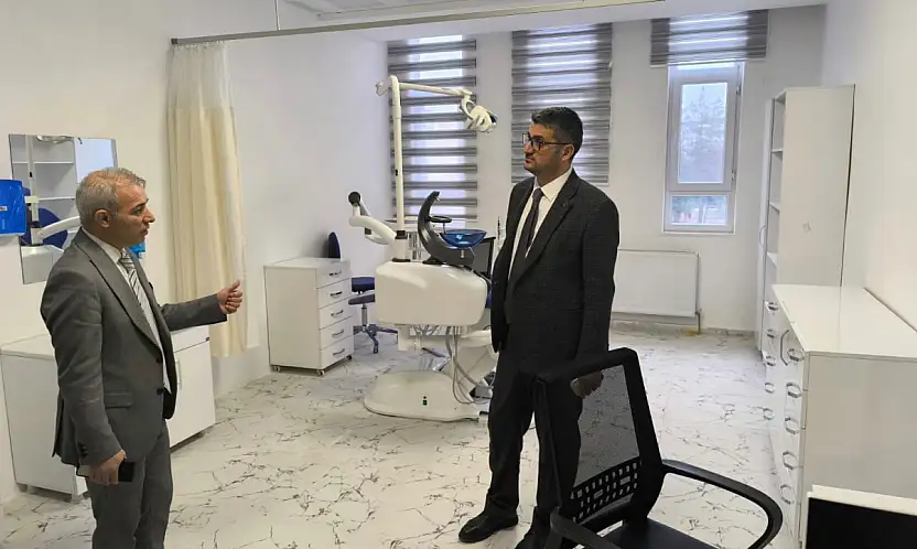 Siirt İl Sağlık Müdürü Hacıoğlu, Kurtalan Ağız ve Diş Sağlığı Hastanesinde incelemelerde bulundu