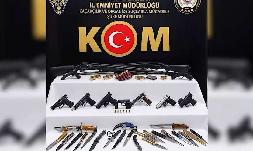 Siirt'in de Aralarında Bulunduğu 58 İlde Geniş Çaplı Operasyon: 348 Şüpheli Yakalandı