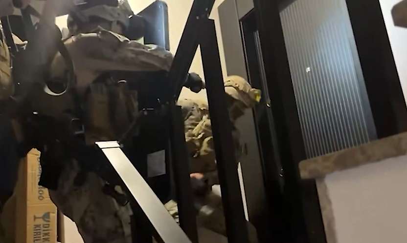 Siirt'in de Aralarında Olduğu 58 İlde Suç Örgütlerine Operasyon: 348 Şüpheli Yakalandı
