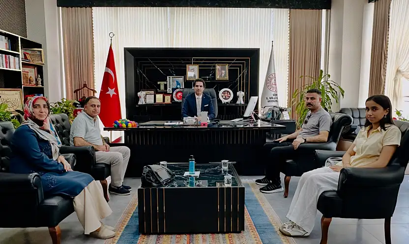 Siirt'in LGS Şampiyonu İl Milli Eğitim Müdürlüğü'nde Ağırlandı