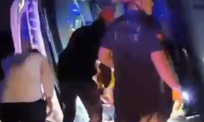 Siirt-İstanbul Seferi Yapan Yolcu Otobüsü Osmaniye Otoyolunda Devrildi: Çok Sayıda Yaralı