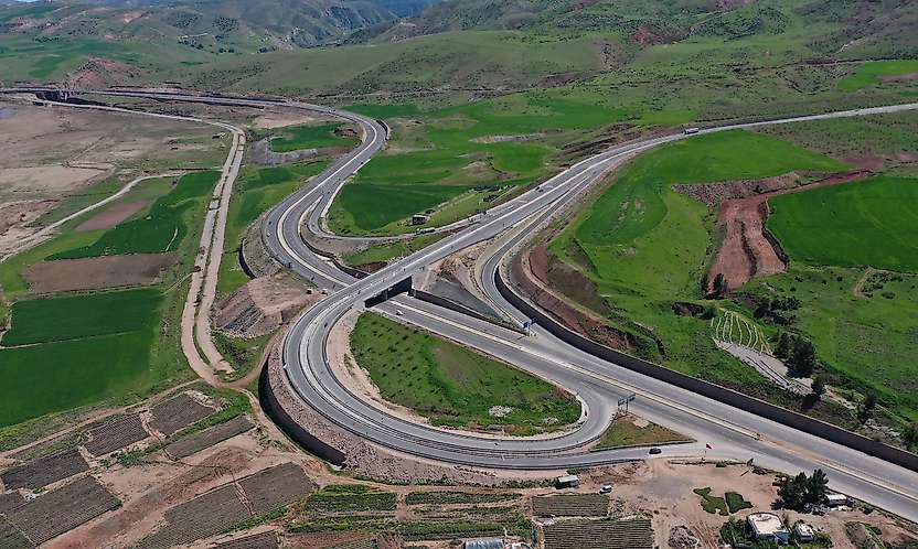 Siirt-Kurtalan yolu havadan görüntülendi: Köprülü kavşağın ismini biliyor musunuz?