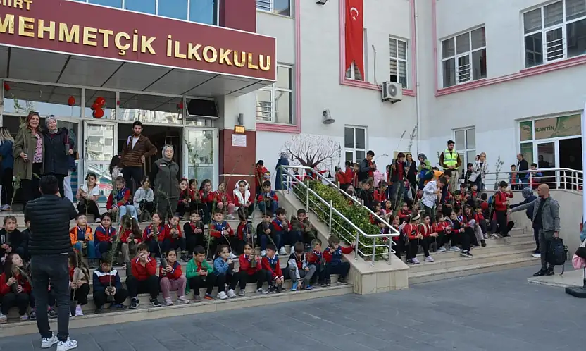 Siirt Mehmetçik İlkokulu'nda 'Yeşil Vatan Seferberliği' Etkinliği