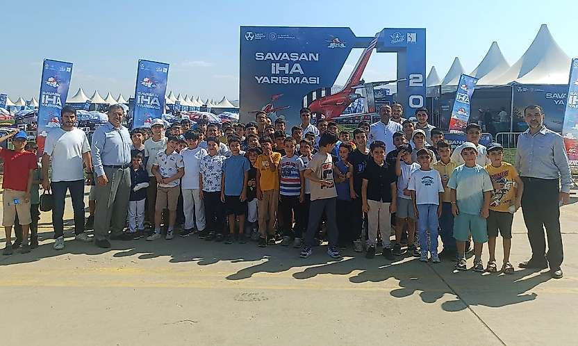 Siirt Molla İhsan Erdal Kur'an Kursu Öğrencileri Savaşan İHA Yarışmalarını İnceledi