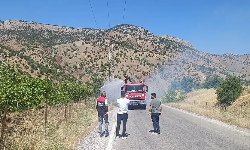 Siirt Şirvan'da Çıkan Yangın Kısa Sürede Kontrol Altına Alındı